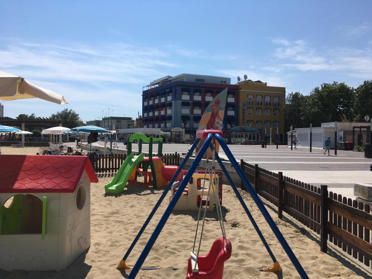 מלון פסארו Astoria מראה חיצוני תמונה